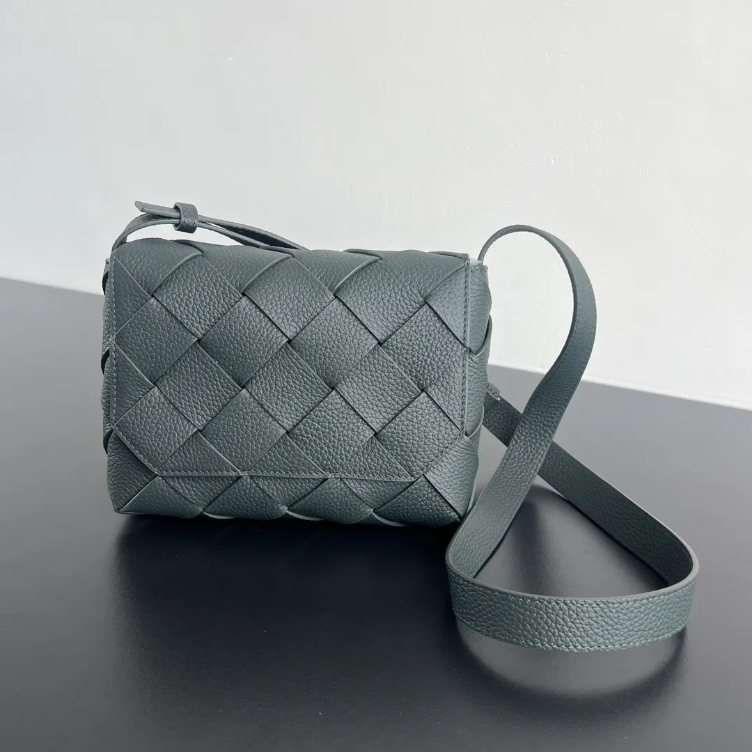 보테가베네타  Diago 크로스바디 백 795637 22.5x16.5x5.5cm