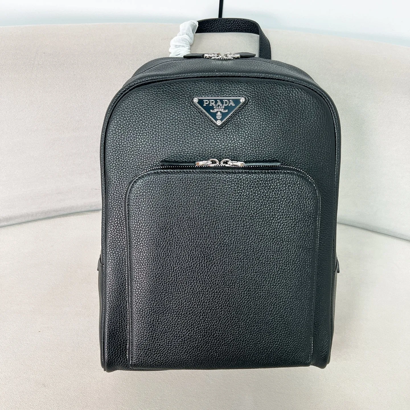프라다 25FW 사피아노 가죽 백팩 2VZ102  30x43x12.5cm
