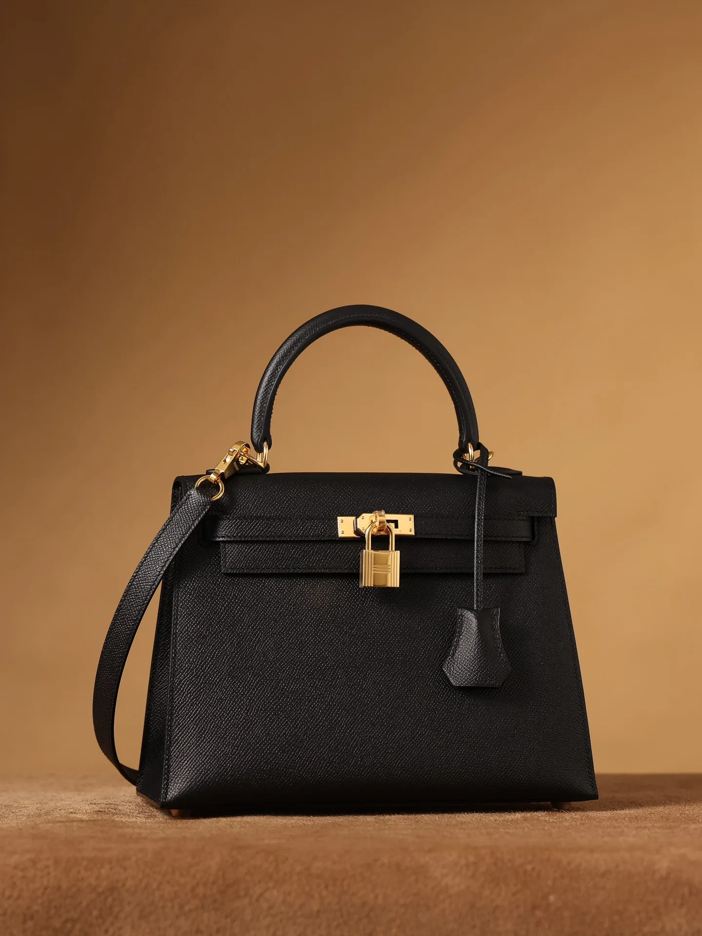 M9 Hermès 켈리  25cm