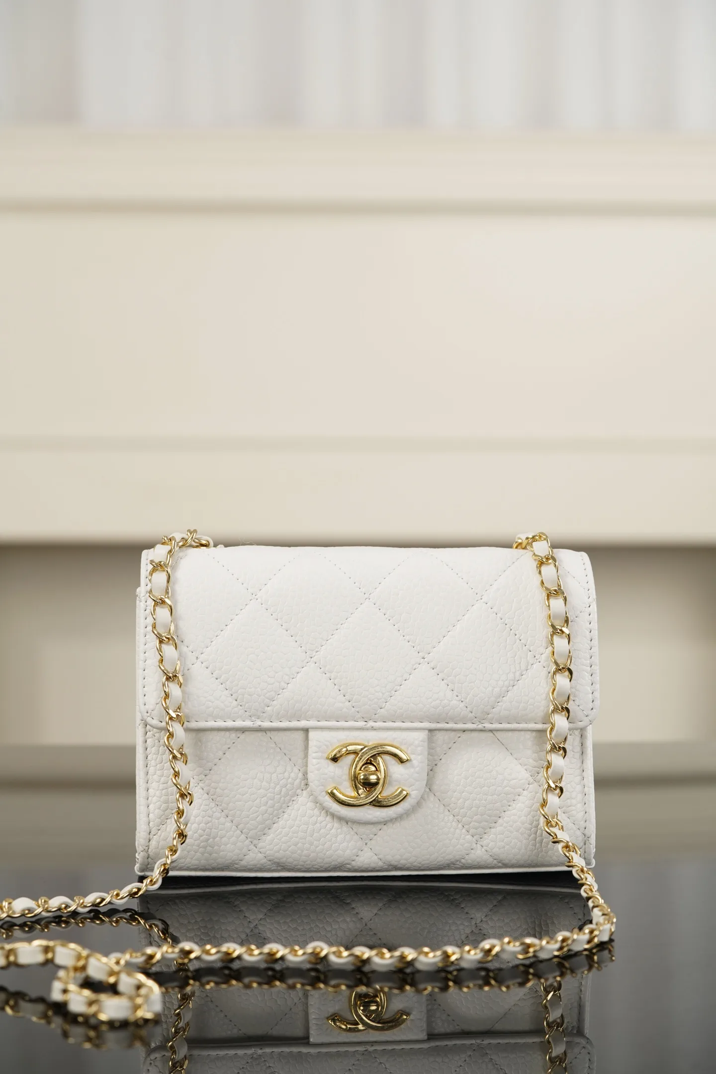 26C Mini Classic Flap 19cm